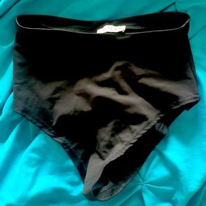 Lunalae High Rise High Leg Pole Shorts